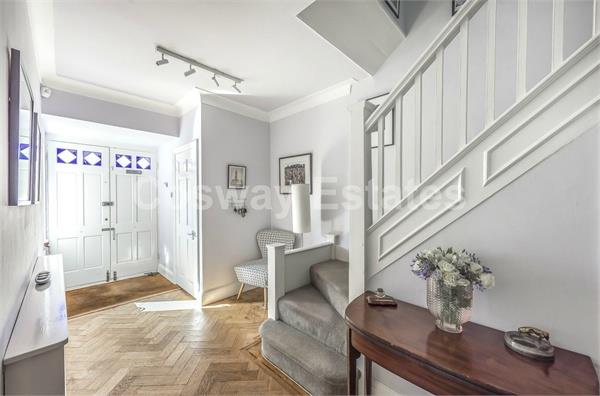 Copthall Drive/Holmdene Avenue, Mill Hill